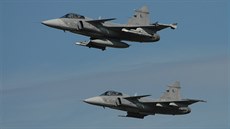 Gripeny českých vzdušných sil opouštějí ostravské letiště Gripeny českých vzdušných sil opouštějí ostravské letiště