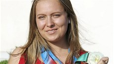 Nadějná střelkyně Sára Karasová se zlatými medailemi, které vybojovala na... Nadějná střelkyně Sára Karasová se zlatými medailemi, které vybojovala na...
