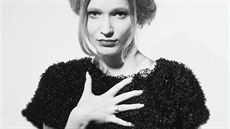 Vizuál k pětadvacátému ročníku Mezinárodního festivalu divadlo zdobí portréty... Vizuál k pětadvacátému ročníku Mezinárodního festivalu divadlo zdobí portréty...