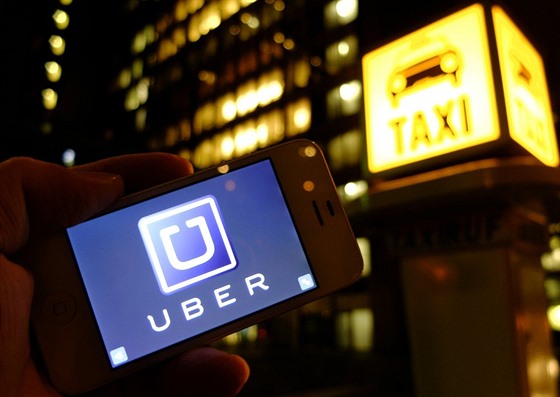 Logo alternativní taxisluby Uber