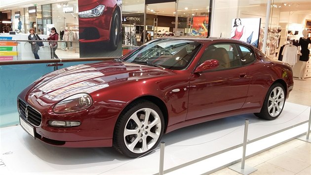 Výstava automobil Maserati