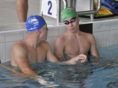 PLAVECKÉ NADĚJE. Patrik Kourek (s modrou čepicí) a Vojtěch Matula. PLAVECKÉ NADĚJE. Patrik Kourek (s modrou čepicí) a Vojtěch Matula.