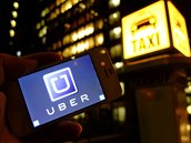 Logo alternativní taxislužby Uber Logo alternativní taxislužby Uber