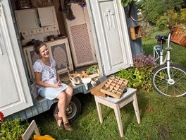 Se svou maringotkou objížděla Kateřina Hadravová festivaly. Díky ní také přišly...