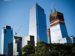 Hudson Yards bude mít 16 věží a výškou překoná i Empire State Building.