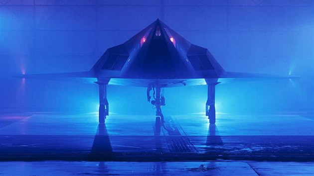 F-117A