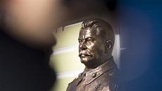 V moskevské Aleji vdc pibyly busty sovtských ikon vetn Stalina. (22. záí...