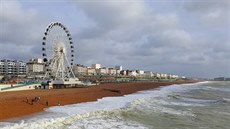 Nekonečné pláže nejsou v případě Brightonu tím hlavním lákadlem. Nekonečné pláže nejsou v případě Brightonu tím hlavním lákadlem.