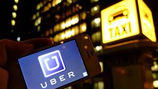 Logo alternativní taxislužby Uber Logo alternativní taxislužby Uber