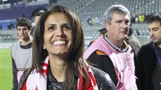 Alona Barkat, majitelka izraelského klubu Hapoel Beer Ševa. Alona Barkat, majitelka izraelského klubu Hapoel Beer Ševa.