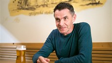 Jiří Novotný je devět let ředitelem bechyňské umělecké průmyslovky. Jiří Novotný je devět let ředitelem bechyňské umělecké průmyslovky.