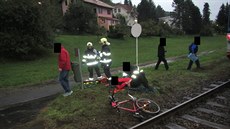 Nehoda se stala na přejezdu vybaveném výstražnými kříži nedaleko luhačovického... Nehoda se stala na přejezdu vybaveném výstražnými kříži nedaleko luhačovického...