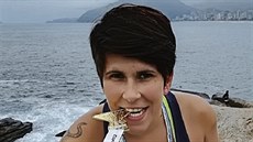 Hana Hošková se zlatou medailí, kterou vybojovala na nedávném světovém... Hana Hošková se zlatou medailí, kterou vybojovala na nedávném světovém...