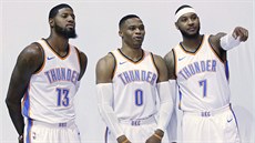 Paul George, Russell Westbrook a Carmelo Anthony (zleva), ti hvzdy Oklahoma...