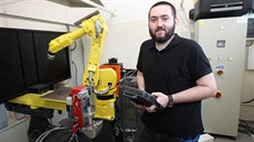 VŠB otevřela nové vývojové centrum IdeaHUB. Na snímku je technický poradce... VŠB otevřela nové vývojové centrum IdeaHUB. Na snímku je technický poradce...