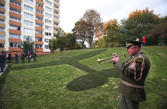 Odhalení památníku letce Frantika Fajtla (Praha, 4.10.2017)