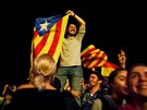 Stoupenci katalánské nezávislosti demonstrují v centru Barcelony. (1. íjna...