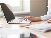 Žena programátorka je jako vzácný diamant. Žena programátorka je jako vzácný diamant.