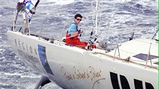 Francouzská jachtařka Isabelle Autissierová připlouvá do přístavu Waitemata v... Francouzská jachtařka Isabelle Autissierová připlouvá do přístavu Waitemata v...