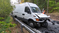 Na silnici mezi Libínským Sedlem a Prachaticemi se střetla Alfa Romeo s... Na silnici mezi Libínským Sedlem a Prachaticemi se střetla Alfa Romeo s...