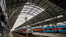 Nová střecha je po rekonstrukci průhledná. Nová střecha je po rekonstrukci průhledná.