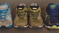 Botník ultramaratonce ítá stále narstající adu bot