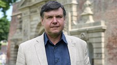 Profesor Přírodovědecké fakulty Univerzity Palackého v Olomouci a zároveň... Profesor Přírodovědecké fakulty Univerzity Palackého v Olomouci a zároveň...