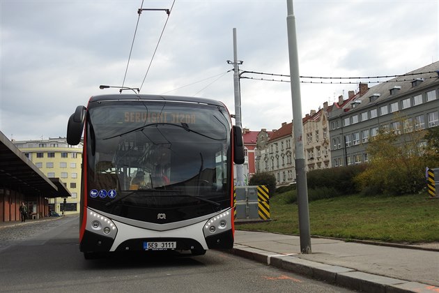 Testovací jízda trolejbusu v Prosecké ulici