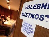 Volební místnost v Osvětimanech na Uherskohradišťsku. Volební místnost v Osvětimanech na Uherskohradišťsku.