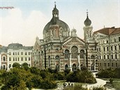 Dnes u neexistujc olomouck synagoga na historick pohlednici.