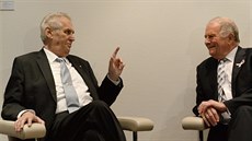 Miloš Zeman při setkání s úřadujícím předsedou Parlamentního shromáždění RE ... Miloš Zeman při setkání s úřadujícím předsedou Parlamentního shromáždění RE ...