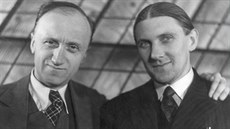 Režisér a rodák z Humpolce Jindřich Honzl (vlevo) na snímku z roku 1934 s... Režisér a rodák z Humpolce Jindřich Honzl (vlevo) na snímku z roku 1934 s...
