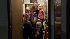 Jana Bělobrádková se stará o tři děti. Jana Bělobrádková se stará o tři děti.