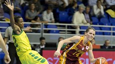 Yvonne Nicole Turnerová (vlevo) ze Šoproně odpadla ze souboje s Alexandrií... Yvonne Nicole Turnerová (vlevo) ze Šoproně odpadla ze souboje s Alexandrií...