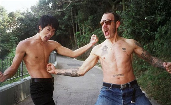 Terry Richardson v Hong Kongu