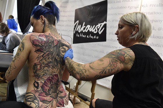 O první roník festivalu Tattoo Grand Prix na brnnském výstaviti byl...