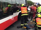 Ranní dopravu na Jiní spojce zkomplikoval pokozený autobus MHD (24.10.2017)