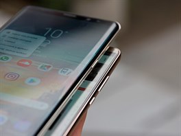 Samsung Galaxy Note 8 má ikonický zahnutý displej. Jde spí o efekt ne o...