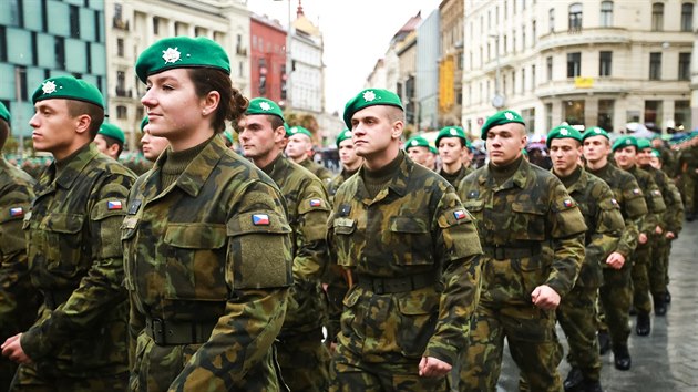 Přísahu složili noví vojáci na náměstí Svobody v Brně. Obvykle se tento slavnostní akt koná na Pražském hradě.