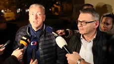Milan Chovanec a Lubomír Zaorálek ped povolebním vyjednávání se zástupci hnutí...