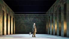 Florian Boesch v titulní roli Bergovy opery Vojcek, kterou uvedlo Theater an...