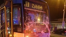 V Ostravě-Porubě se časně ráno srazily dvě tramvaje. (27. října 2017) V Ostravě-Porubě se časně ráno srazily dvě tramvaje. (27. října 2017)