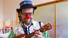 Petr Vrběcký, alias zdravotní klaun Arnošt Houska ve Fakultní nemocnici v... Petr Vrběcký, alias zdravotní klaun Arnošt Houska ve Fakultní nemocnici v...