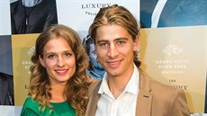 Peter Sagan jeho manželka Katarína (Bratislava, 27. září 2016) Peter Sagan jeho manželka Katarína (Bratislava, 27. září 2016)