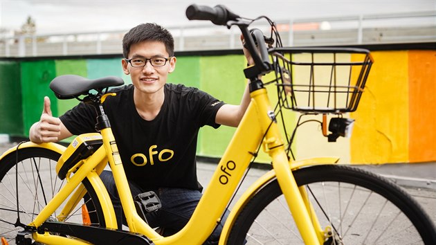 Fred Dong z nskho startupu Ofo, kter dobv svt sdlenmi bicykly.