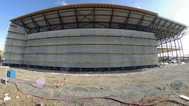 Pohled na rozestavn Nrodn olympijsk centrum v Prostjov.