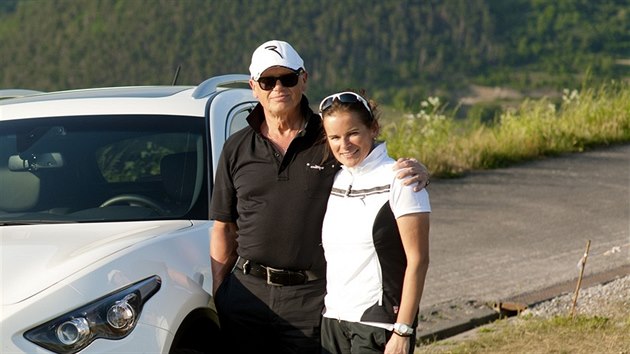 Jií Korn s pítelkyní Renatou Cieslerovou (2012)