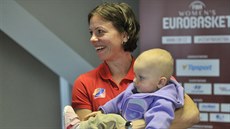 Nová asistentka u basketbalové reprezentace a nedávná kapitánka Veronika... Nová asistentka u basketbalové reprezentace a nedávná kapitánka Veronika...