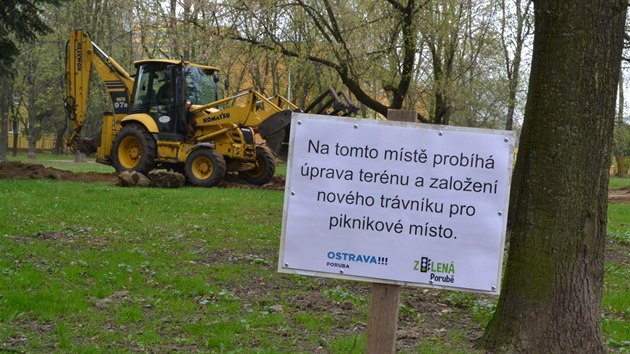 V Ostrav-Porub u radnice uskutenila nkter z projekt navrench mstnmi lidmi. Napklad vznik piknikovho msta.