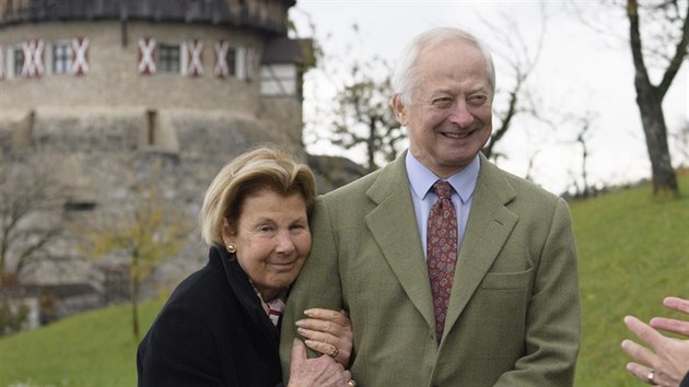 Lichtentejnsk kne Hans Adam II. a jeho manelka Marie (Vaduz, 6. listopadu 2017)